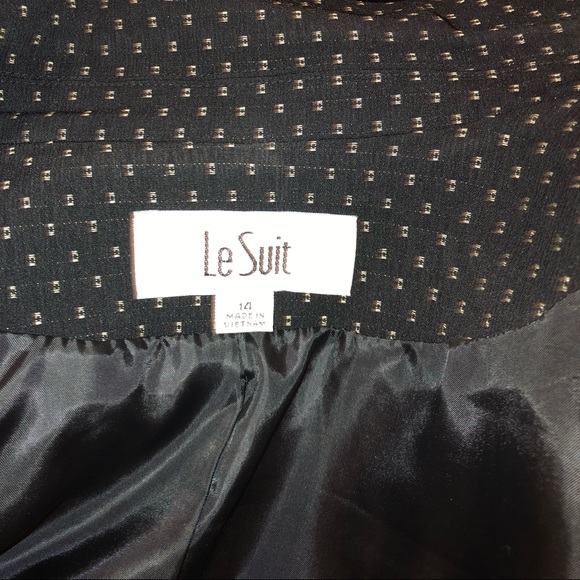 LeSuit Womenโs 2 piece Black - Picture 5 of 8